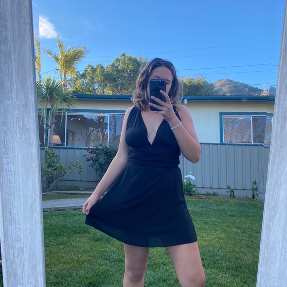 Adjustable top little black dress - Picture 2 of 5